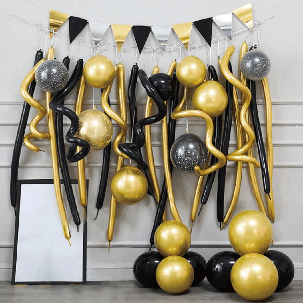 Комплект за декорация с балони  –  черни и златни балони – 34бр