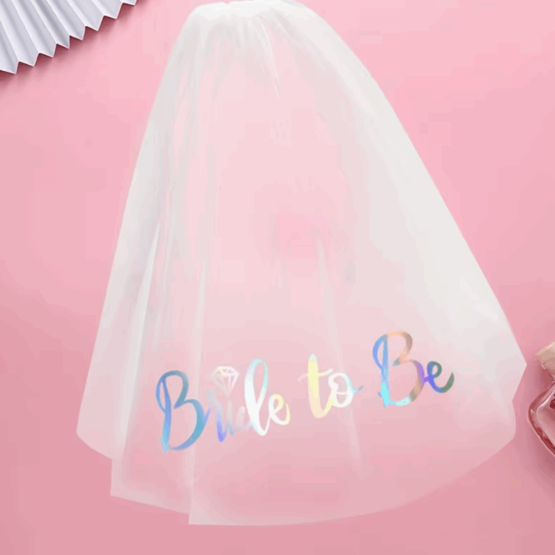 Луксозен воал надпис BRIDE TO BE с холографски ефект